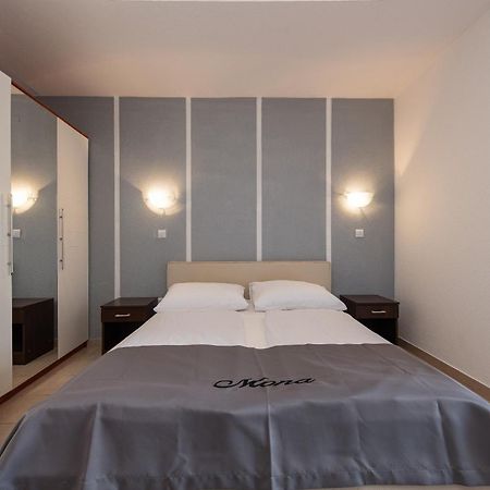Villa Mona Apartments Ражань Номер фото