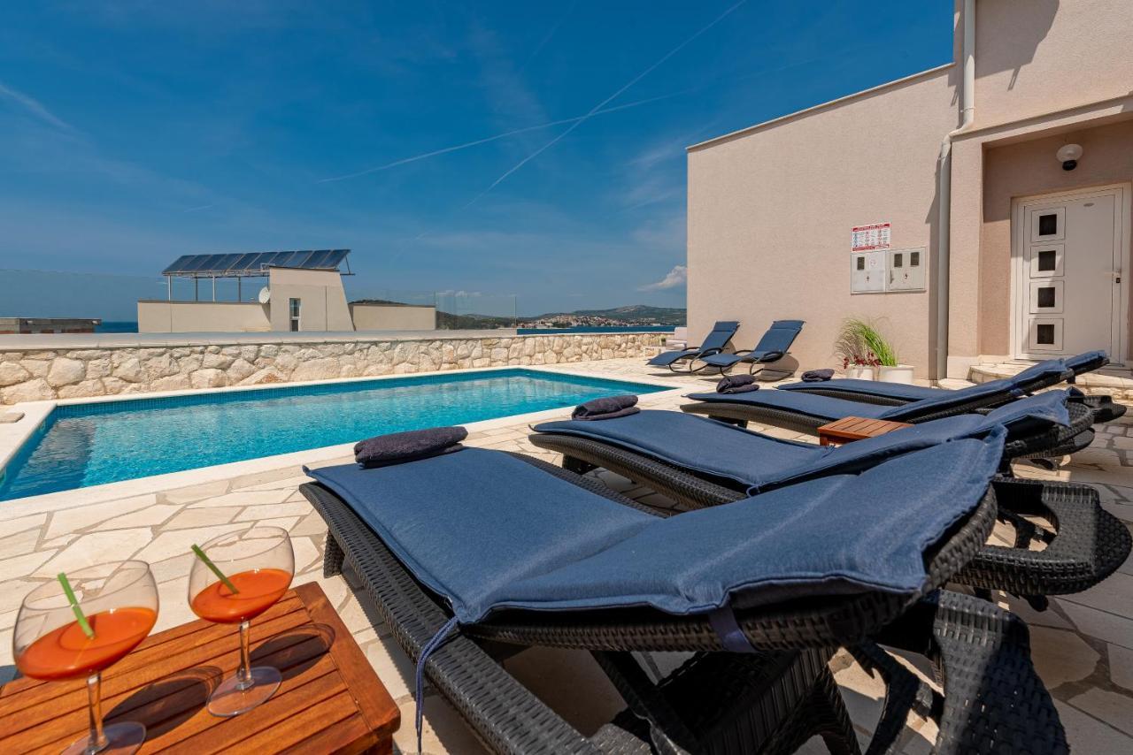Villa Mona Apartments Ражань Экстерьер фото