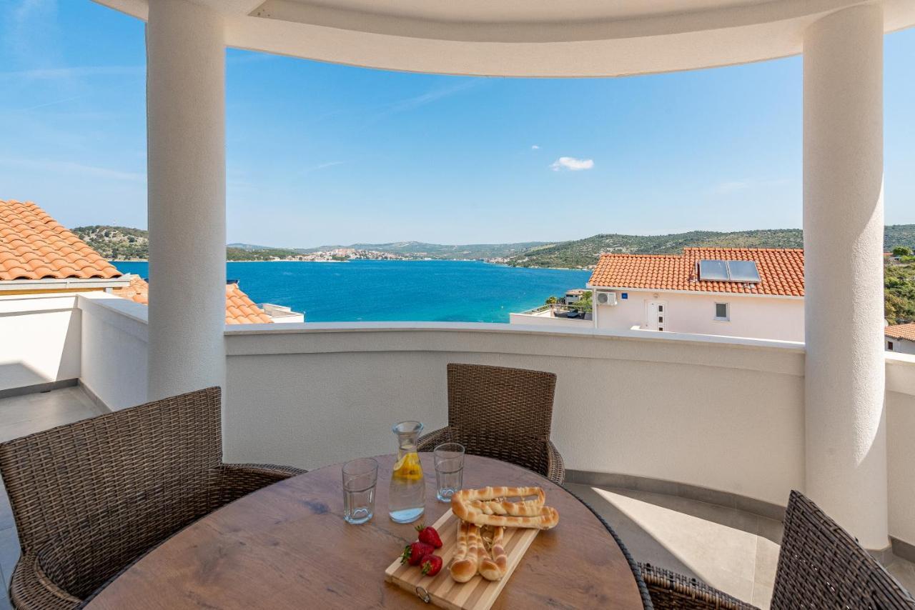 Villa Mona Apartments Ражань Экстерьер фото