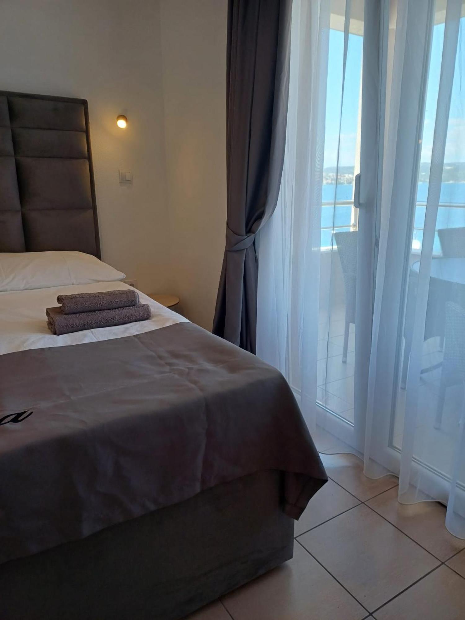 Villa Mona Apartments Ражань Экстерьер фото